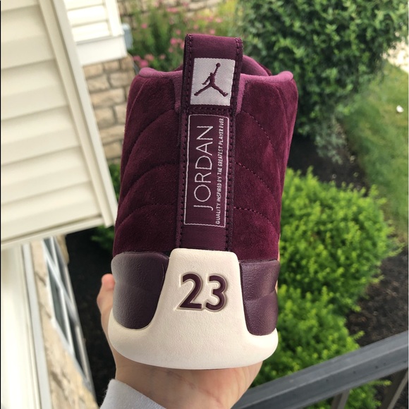 Jordan 12s Maroon - Picture 2 of 5